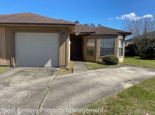 2371 E Ironstone Dr, Jacksonville, FL 32246