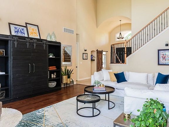 4th image of 5419 Costa Mesa Dr