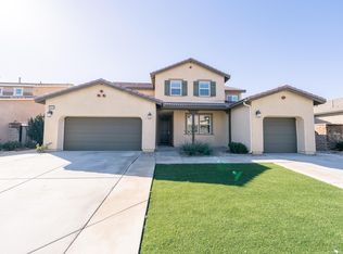 6945 Bank Side Dr, Jurupa Valley, CA 91752