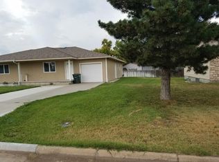 1807B Wooden Rd, Dodge City, KS 67801