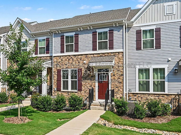 9342 Mallard Mills Dr — Photo 1