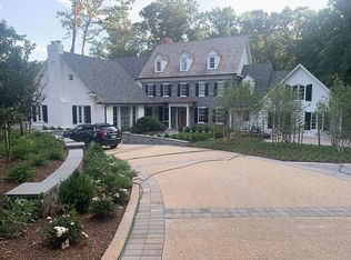 6637 Holland St, Mc Lean, VA 22101