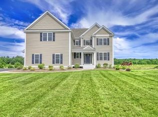 11 Tailwind Cir, Norfolk, MA 02056