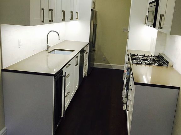5th image of 333 W 56th St APT 5K