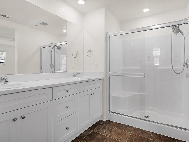 24134 Tuscany Ave — Photo 24