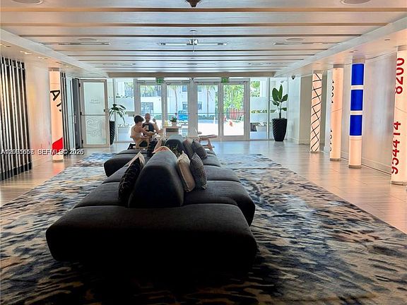 3rd image of 3101 Bayshore Dr #608