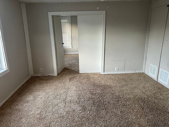 4th image of 178 N High St #178