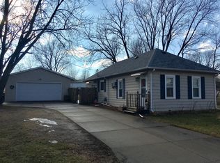 402 Maiden St, Center Point, IA 52213