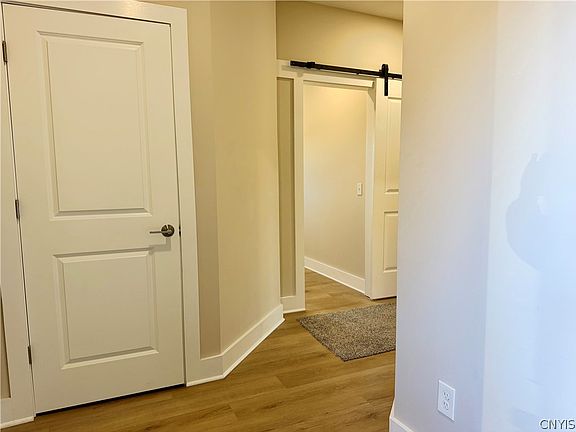 2nd image of 265 Dewport Rd