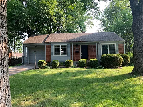 210 W Pocahontas Ln #2 Photo 1