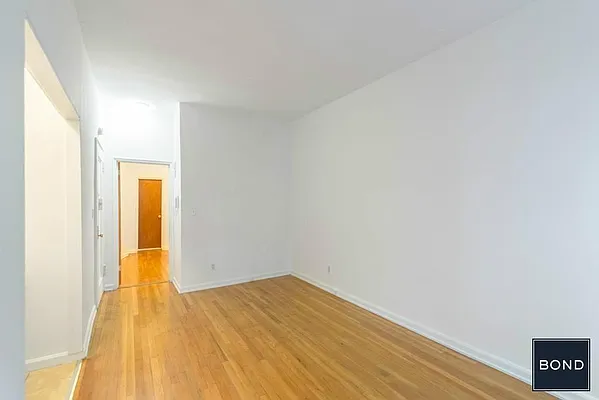 Rented by Bond New York | media 2