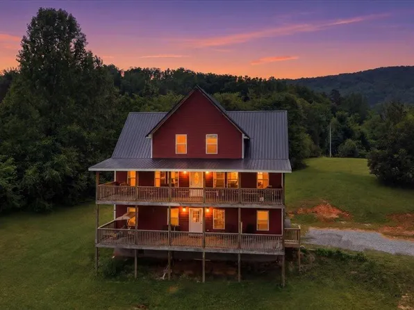2560 Schisandra Ln, Cosby, TN 37722