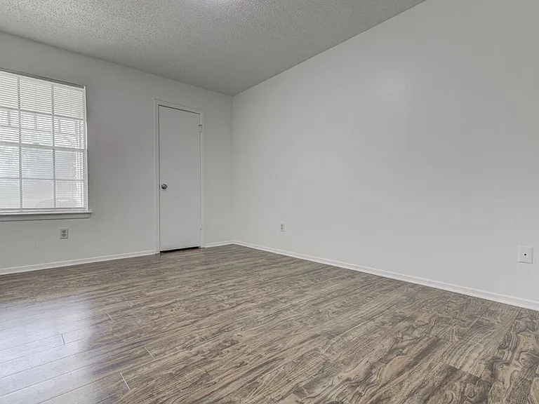 8108 W Gate Blvd — Photo 8
