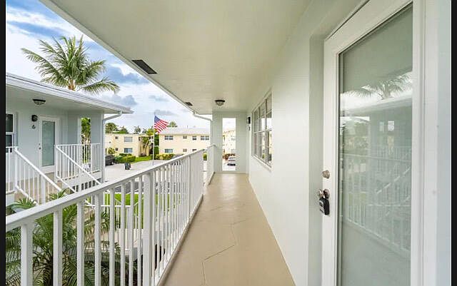 2nd image of 2737 NE 28th Street #9w