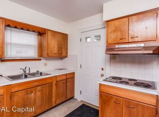 917 Oakland Ave, Akron, OH 44310
