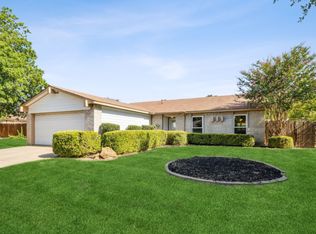 1909 Bedrock Ln, Arlington, TX 76006