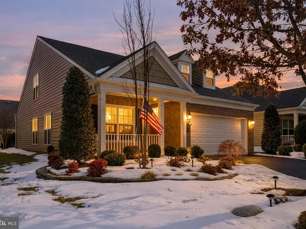 20687 Golden Ridge Dr, Ashburn, VA 20147