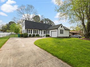 2128 Rivermeade Dr, High Point, NC 27265