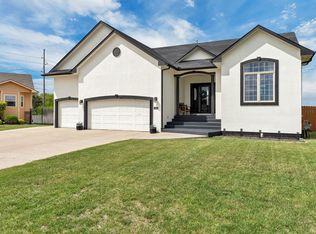 1459 S Shiloh Ct, Wichita, KS 67207