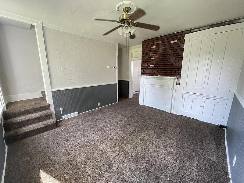 1st image of 410 Wood St