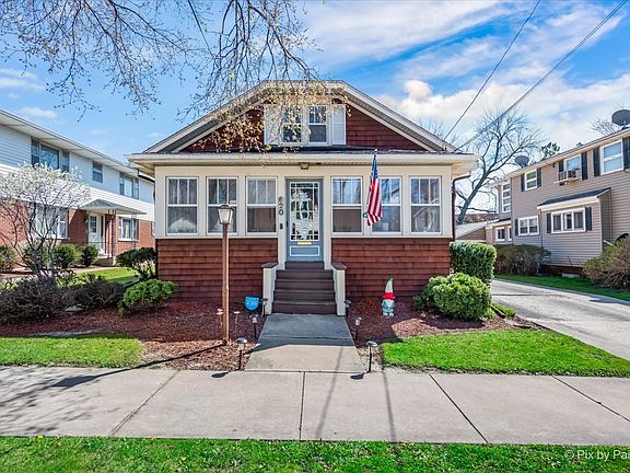 3rd image of 620 Kensington Pl