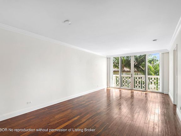 3rd image of 227 Brazilian Ave APT 3F