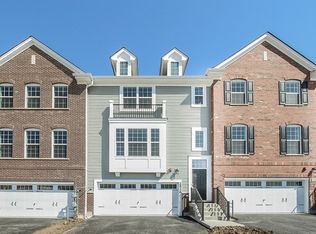 2526 Huntleigh Ln #6.03, Woodridge, IL 60517