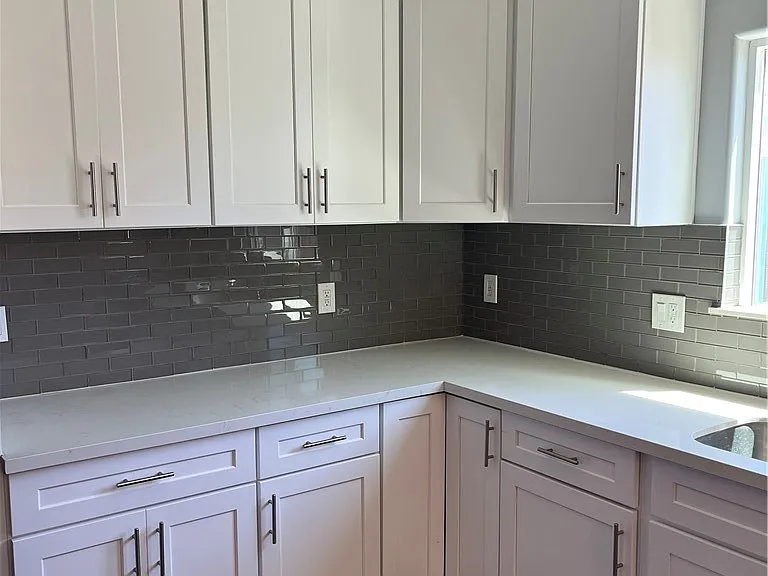 138 N Gage Ave E — Photo 2