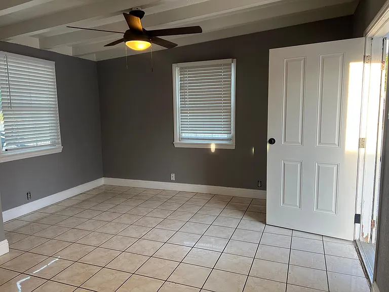 4045 Temple City Blvd — Photo 18