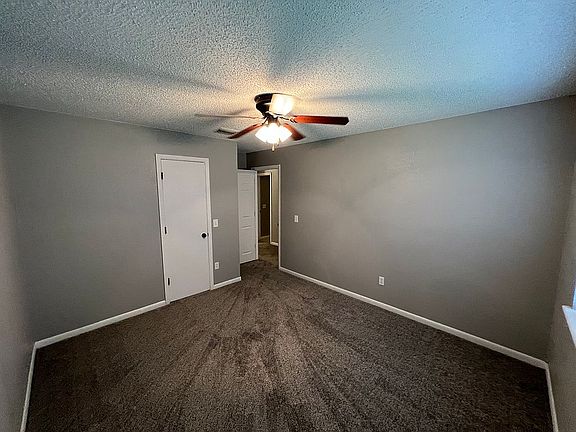 4th image of 619 Pear Ave