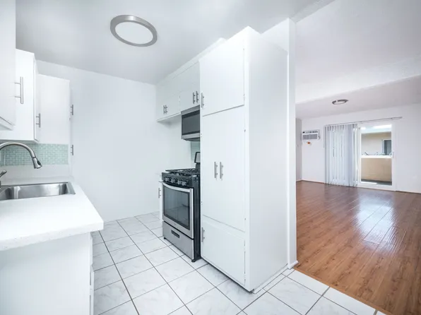 1863 10th St., 1863 10th St #31-M, Santa Monica, CA 90404