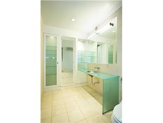 Rented by Douglas Elliman | media 42