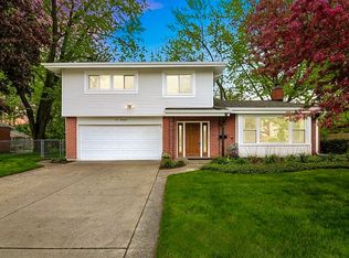 75 Mulberry East Rd, Deerfield, IL 60015