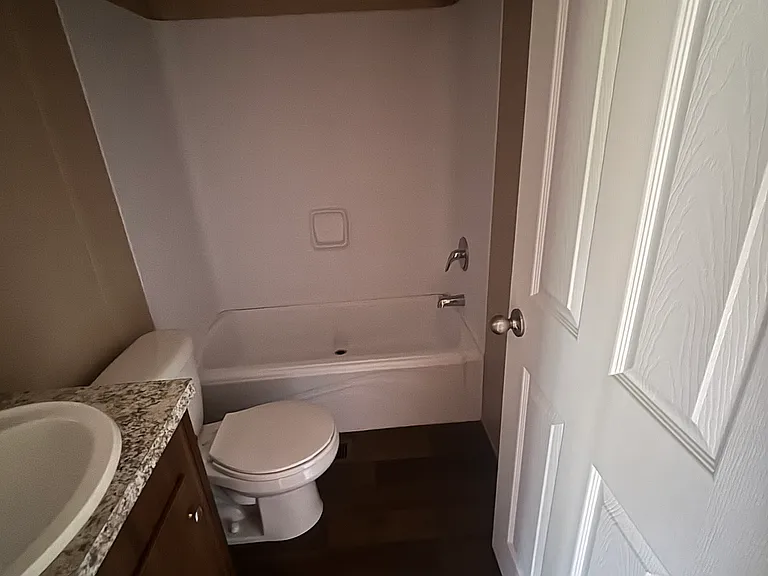 175 Charlotte Ln — Photo 2