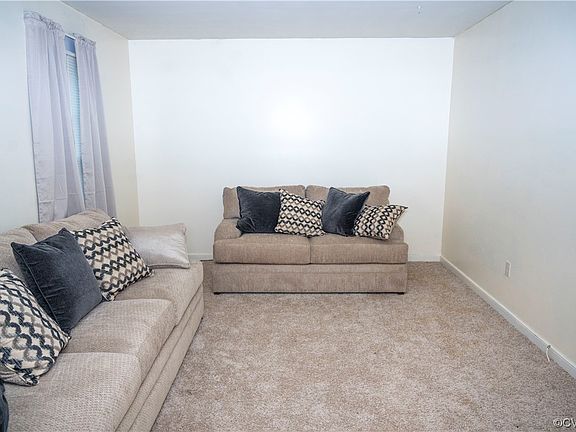 3rd image of 5121 Timbercreek Ct