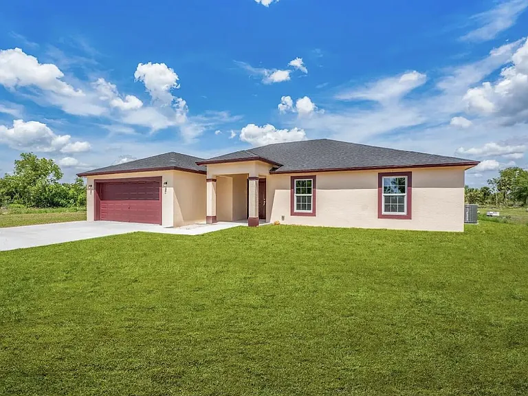 20365 Marie Ct — Photo 2