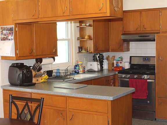 4th image of 5307 Lucerne Ave