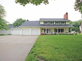 265 Hickory Point Ct, Forsyth, IL 62535