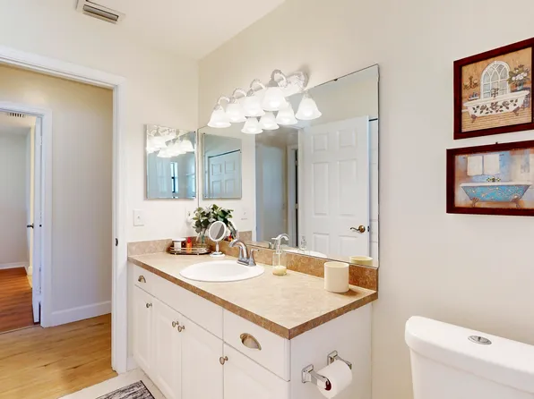 1443 Captains Walk #23a, Fort Pierce, FL 34950