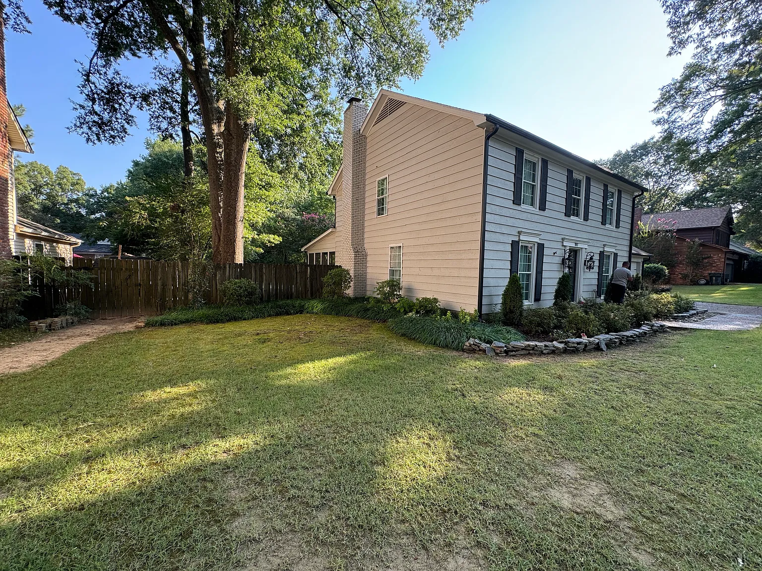 197 York Haven Dr — Photo 2