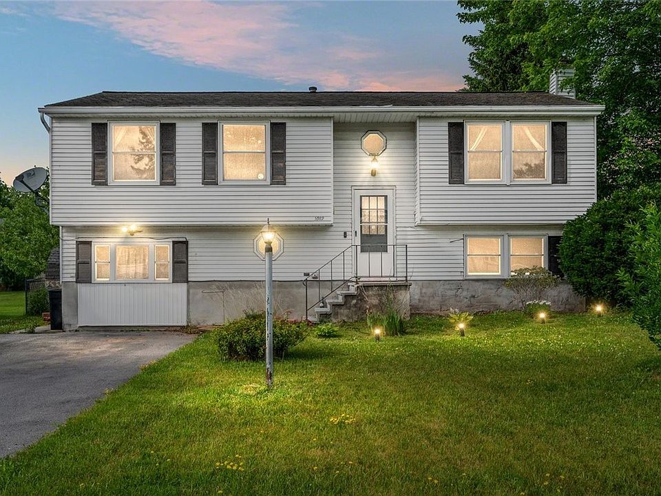 1st image of 5989 Alastair Dr
