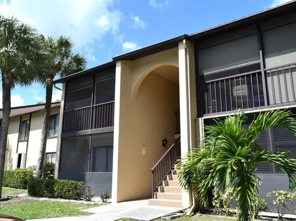 815 Sky Pine Way APT C2, Greenacres, FL 33415