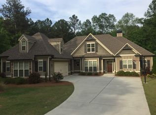 4 Water Oak Dr, Sharpsburg, GA 30277