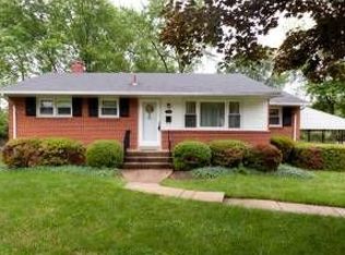 7425 Grumman Pl, Alexandria, VA 22306