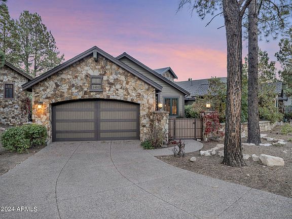 3rd image of 1491 E Castle Hills Drive #11