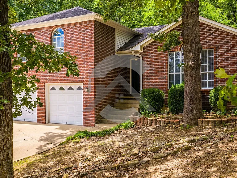2595 Jayme Cir — Photo 3