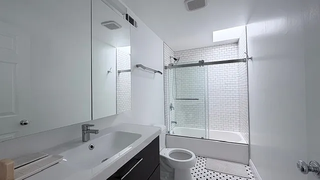 80 N Raymond Ave #205 — Photo 11