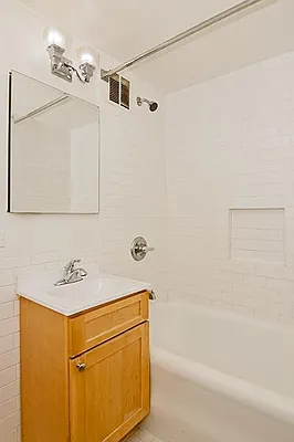 Sold by Sumitomo Real Estate Sales | media 15