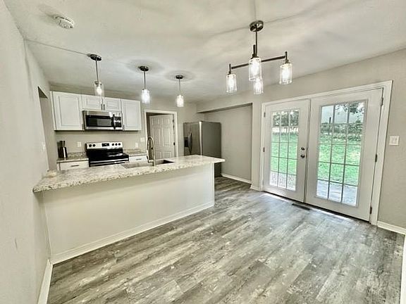2nd image of 4127 Cornish Dr