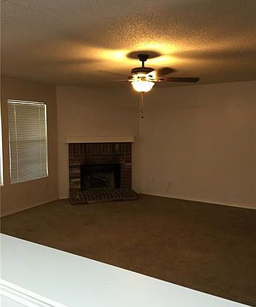 4th image of 1640 Hickory Creek Ln